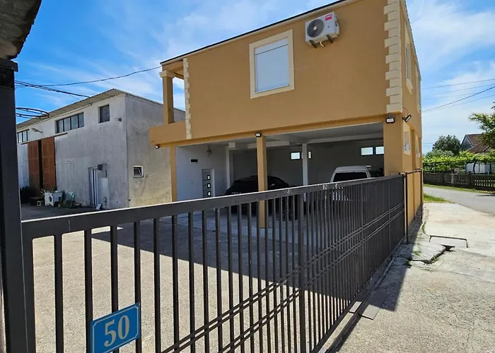 Airport Jelena Apartmán Podgorica